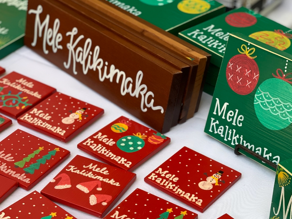 mele kalikimaka ornaments.jpg