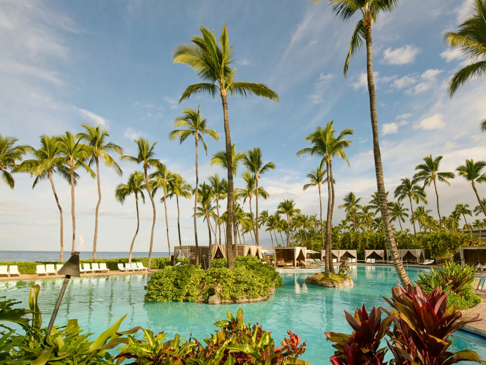 Activity Pool w Ocean View