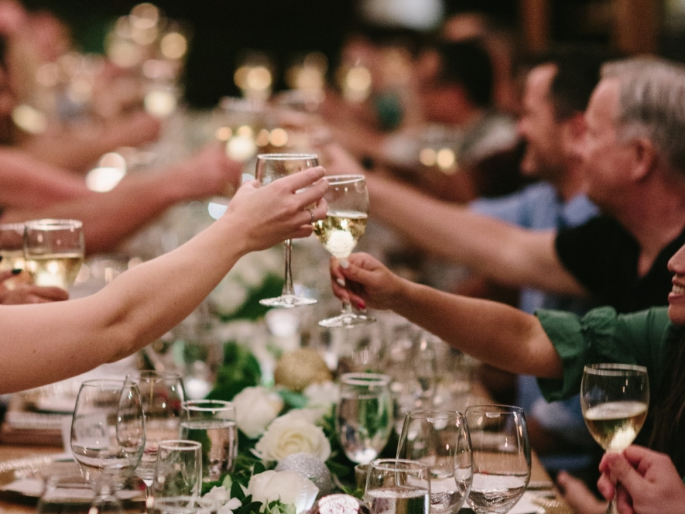 champagne cheers