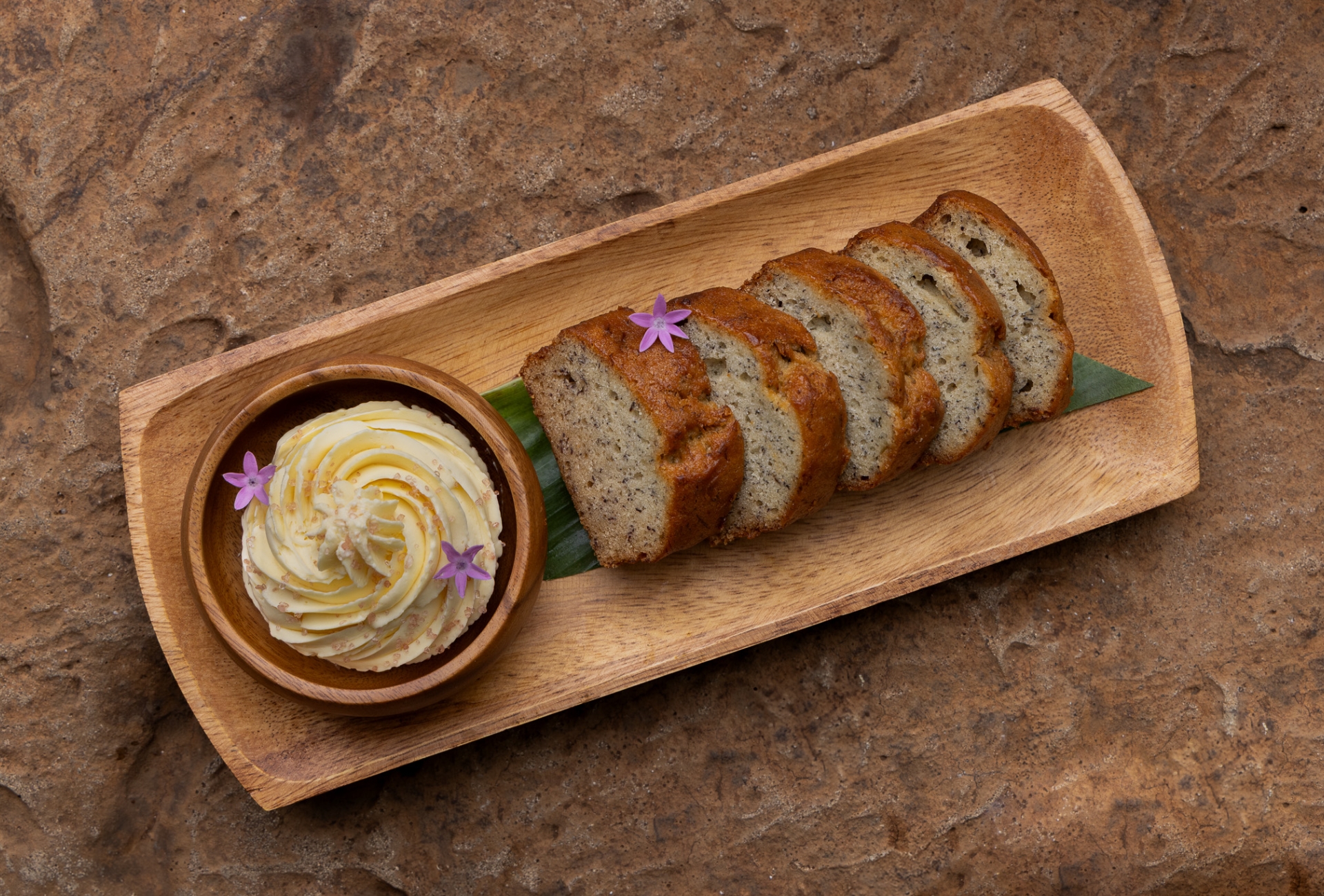 in-room amenity banana bread